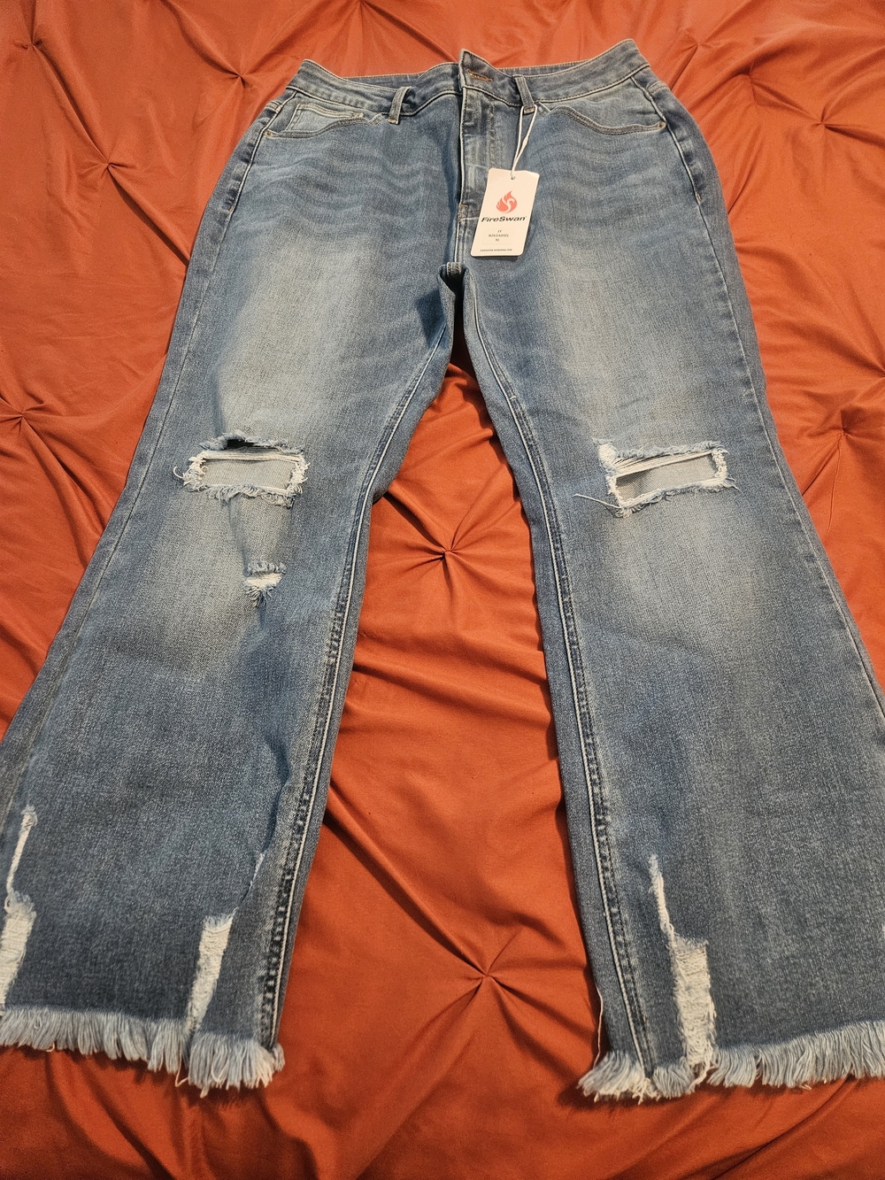 Women’s Light Blue Distressed Ankle Jeans - Brand: